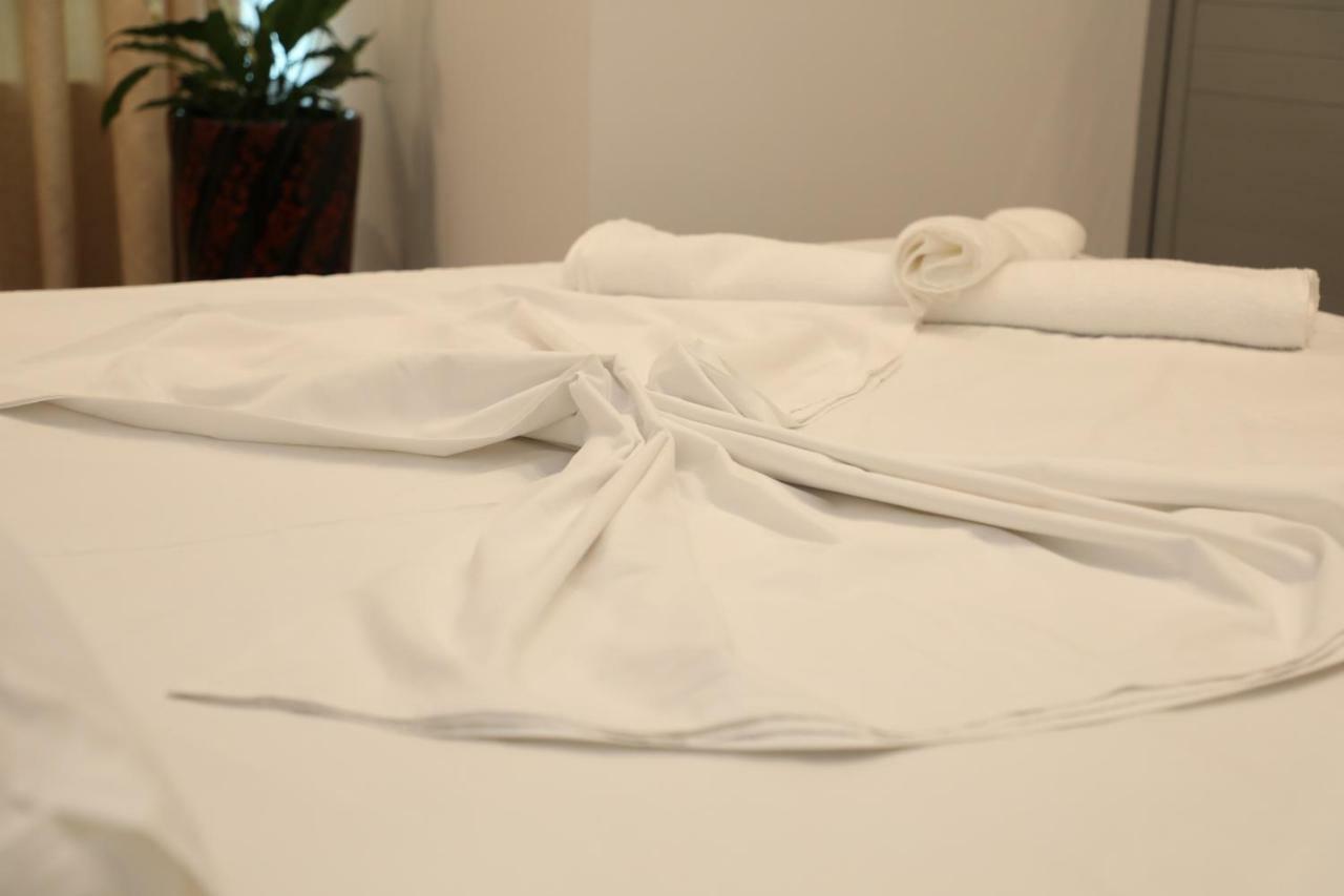 Hotel Aglon Vlore Ngoại thất bức ảnh